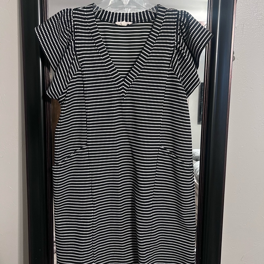 Entro Medium Black and White Striped Dress